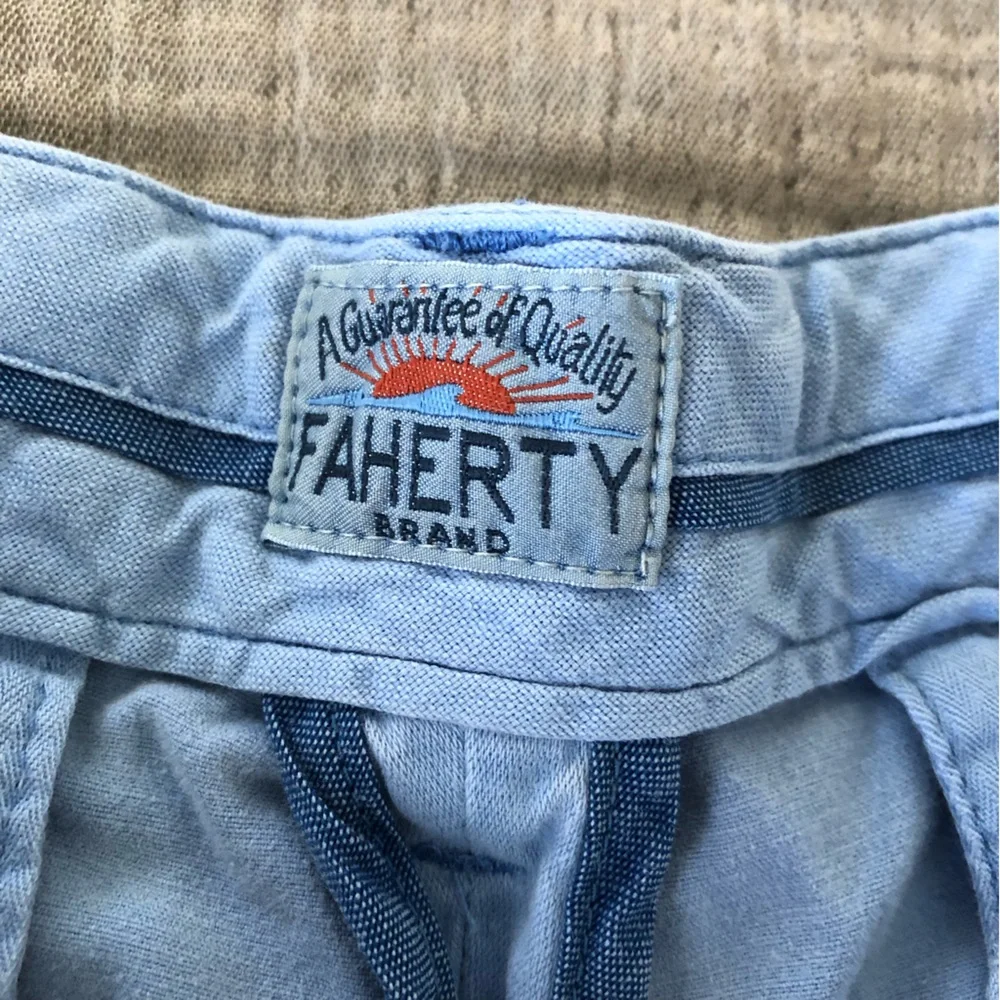 Faherty Men's Stretch Chino Short Weathered Blue Size 35